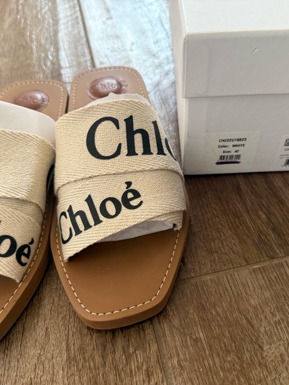 Chloé Cream Canvas Logo Slide Sandals with Tan Footbed - Picture 3 of 6